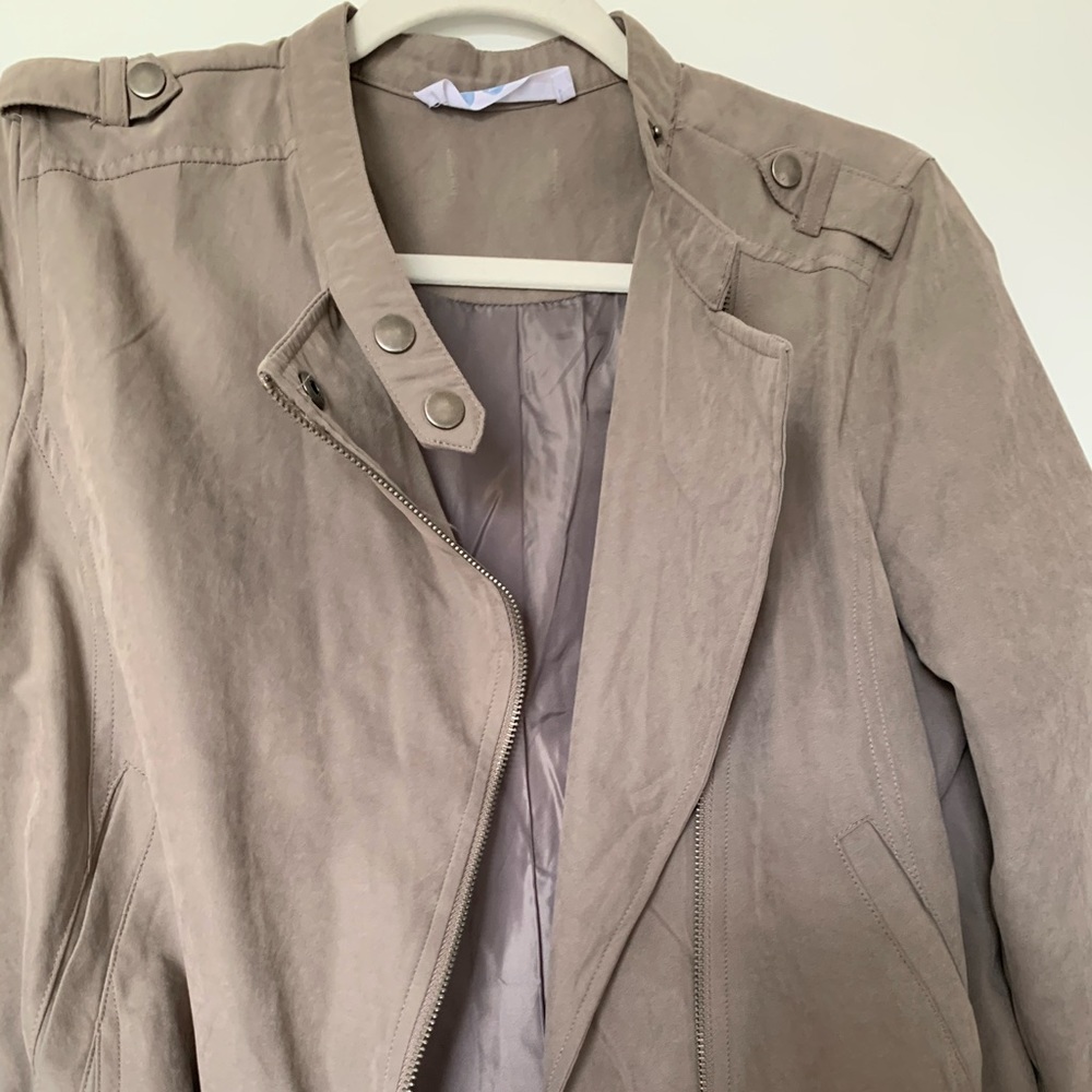 Thin Jacket - image 2